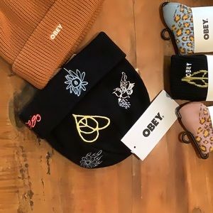 Obey Womens black beanie with designs
